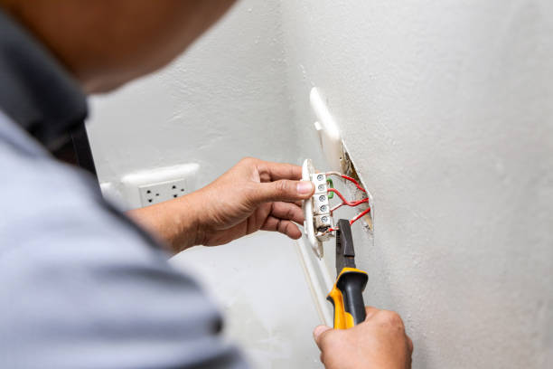 Best Electrical Outlet Repair  in Los Altos, CA